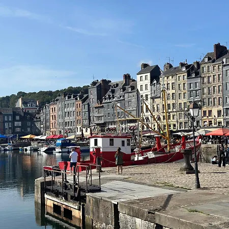 Couple - Cœur - Parking Gratuit * Honfleur